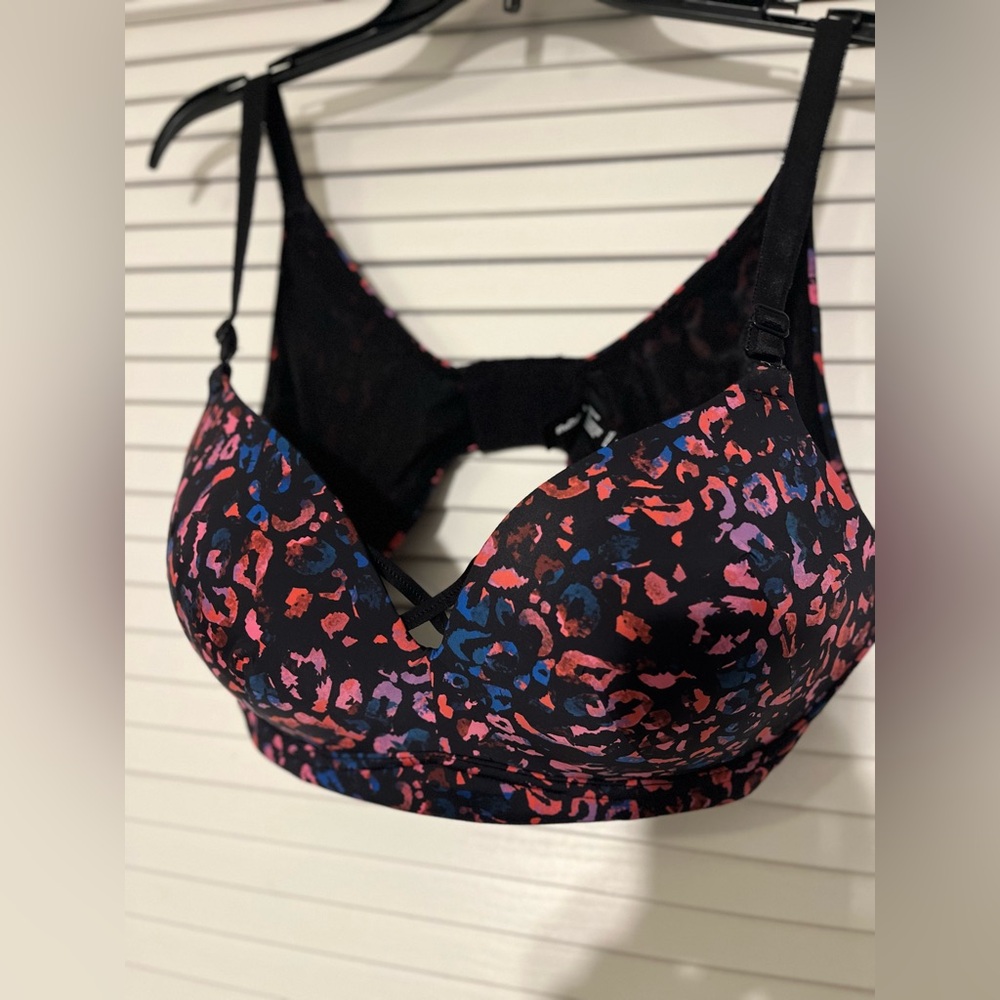 Torrid Women's Multicolor Leopard Print Bra size 40D